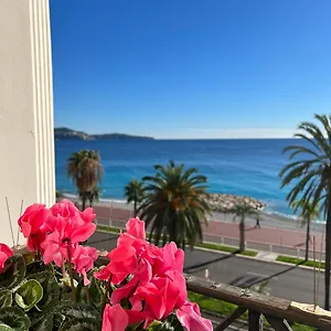 Apartment Luxury With Sea View On The First Line Promenade Des