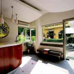 Lemon Tree Hotel, Udyog Vihar, Gurugram Hotel