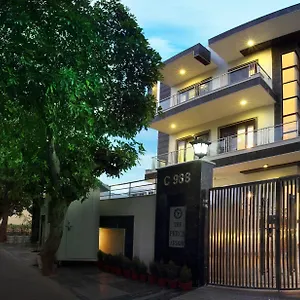 Perch Arbor Aparthotel